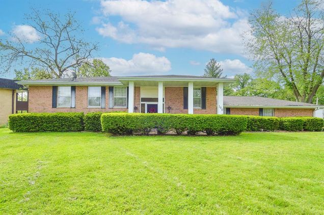 100 Hollandia Drive Fairview Heights, IL Multifamily Pending - Photo 1 of 33. Opens carousel modal