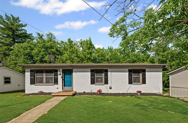 361 Hand Drive Godfrey, IL House Sold - Photo 1 of 32. Opens carousel modal