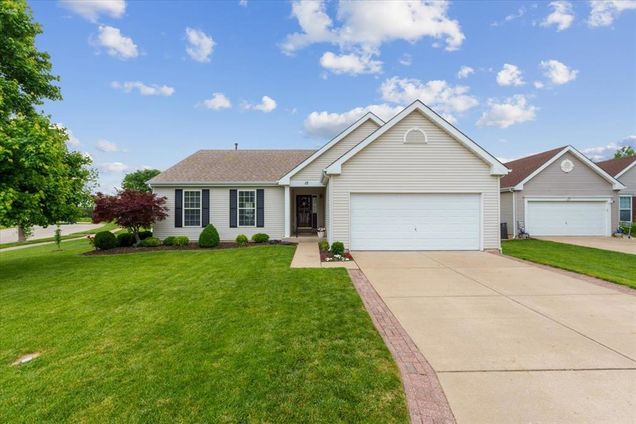 12 Creek Branch Court O'Fallon, MO House Sold - Photo 1 of 39. Opens carousel modal