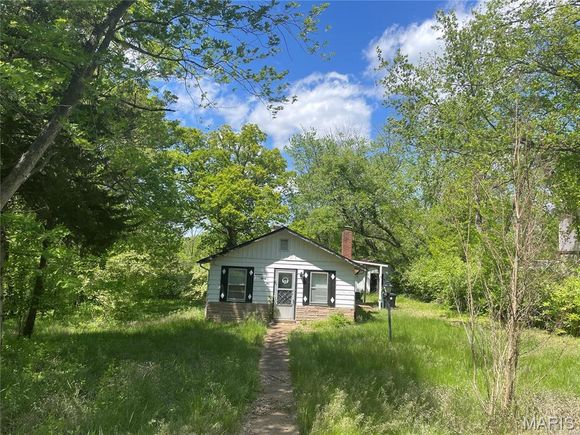 1925 W Woodbine Ave
