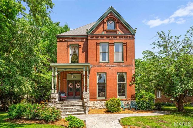 302 Abend St, Belleville, IL 62220 Estately 🧡 MLS# 25039903