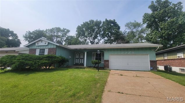 4895 Lockwig Trail