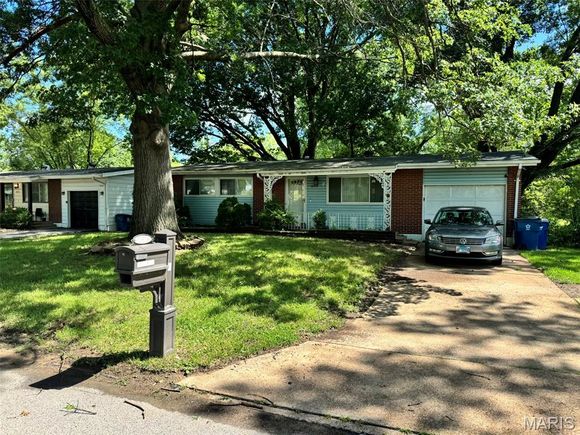 10268 Dacey Drive Dellwood, MO House Active - Photo 1 of 25. Opens carousel modal