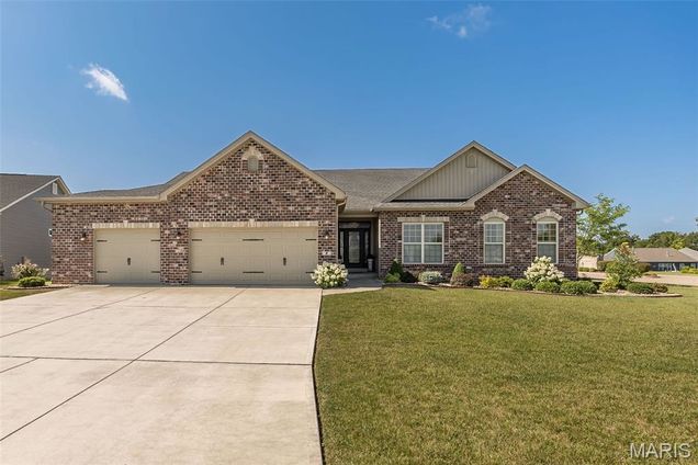 2 Wyndemere Court
