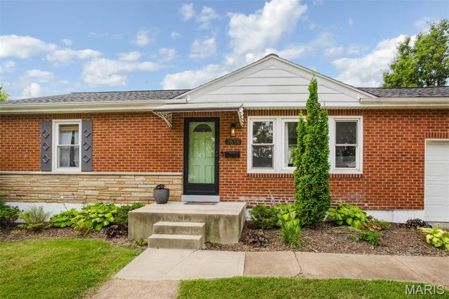 7658 General Meade Lane