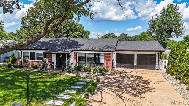739 Caspian Lane