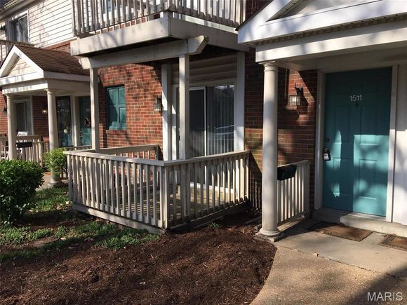 1511 High School Brentwood, MO Apartment Active - Photo 1 of 9. Opens carousel modal