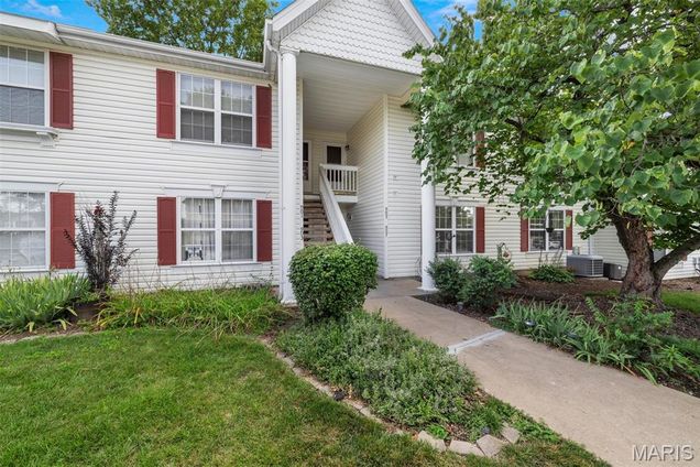 907 Sugar Lake Court Unit 2 St Peters, MO Condo Active - Photo 1 of 28. Opens carousel modal