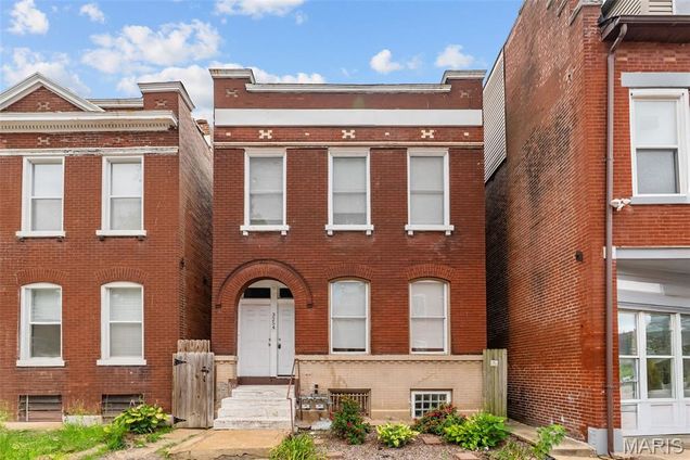 3254 Ohio Avenue St Louis, MO Multifamily Active - Photo 1 of 42. Opens carousel modal