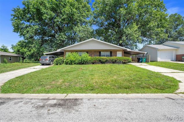 202 Liberty Drive Belleville, IL Multifamily Active - Photo 1 of 7. Opens carousel modal