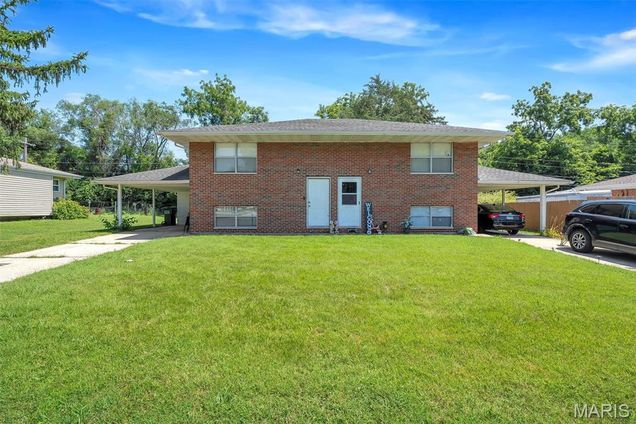 152 Liberty Drive Belleville, IL Multifamily Active - Photo 1 of 7. Opens carousel modal