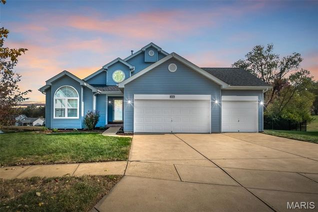 1006 Silver Lake Ridge Drive
