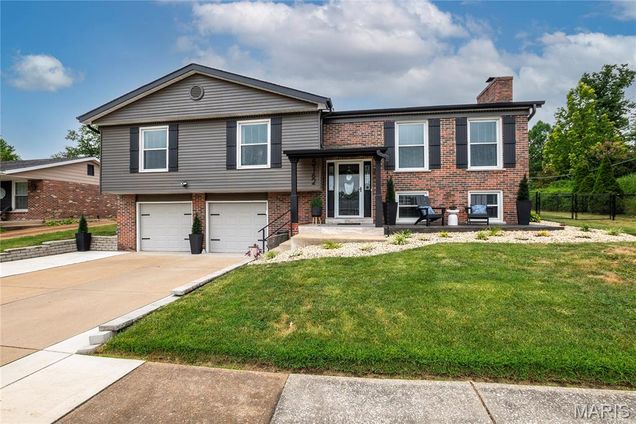 5162 Towne Centre Drive