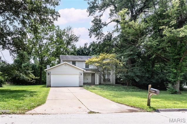 11330 Elzey Street St Louis, MO House Active - Photo 1 of 20. Opens carousel modal
