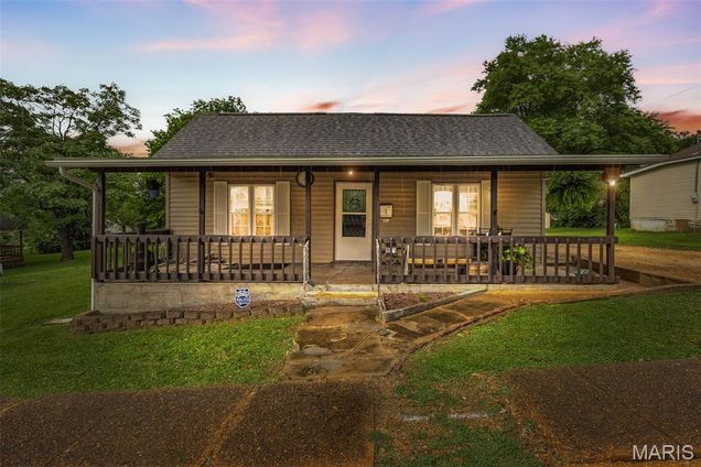 208 Houser Street Park Hills, MO House Active - Photo 1 of 23. Opens carousel modal