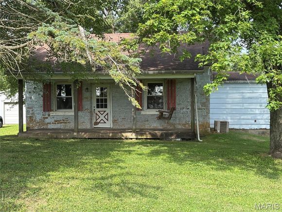 15133 Newbern Road Dow, IL House Active - Photo 1 of 33. Opens carousel modal
