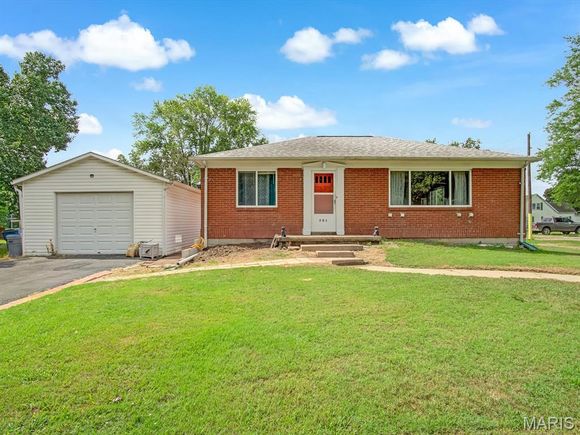 701 E Board Street Elkville, IL House Coming Soon - Photo 1 of 15. Opens carousel modal