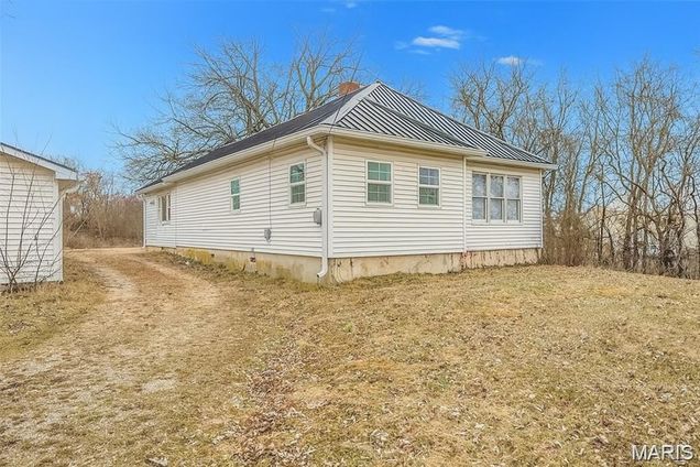 1311 Beck Lane