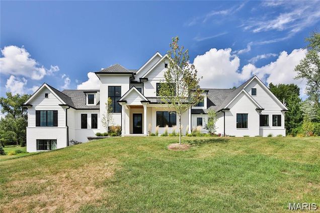 7 Briarbrook Trail