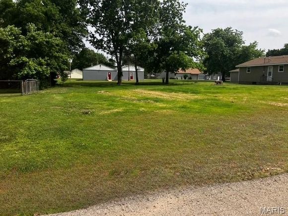 212 Dye Street Sikeston, MO Plot of land Active - Photo 1 of 5. Opens carousel modal