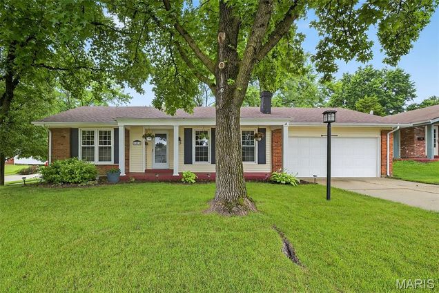 1273 Woodpath Drive