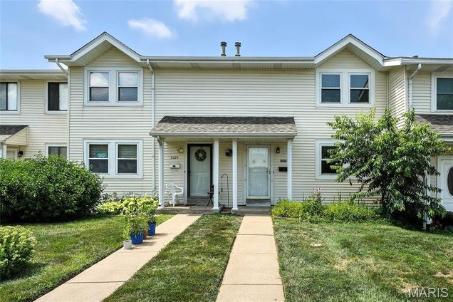 2629 Falcons Way Unit 74 St Charles, MO Townhouse Active - Photo 1 of 22. Opens carousel modal