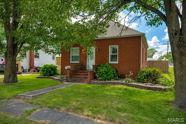 210 Francis Street Gillespie, IL House Active - Photo 1 of 19. Opens carousel modal