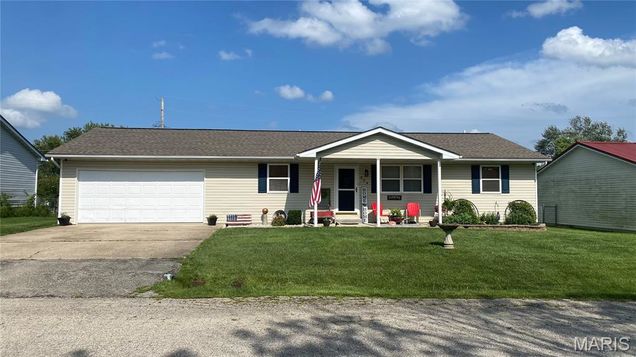 634 Saint Dennis Street St James, MO House Active - Photo 1 of 26. Opens carousel modal