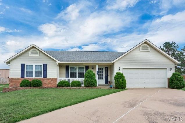 371 Spencer Hill Court St Peters, MO House Active - Photo 1 of 28. Opens carousel modal