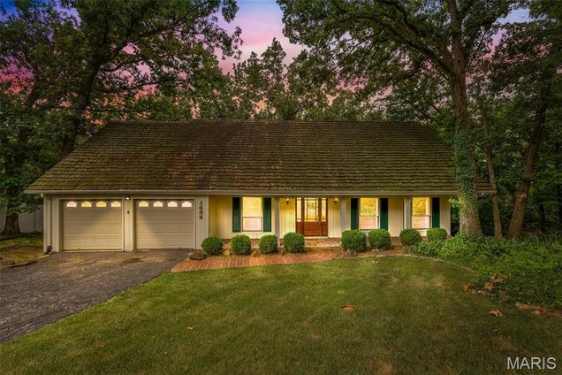 1494 Royal Springs Drive St Louis, MO House Active - Photo 1 of 45. Opens carousel modal