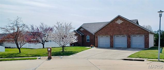 220 Sarah Court