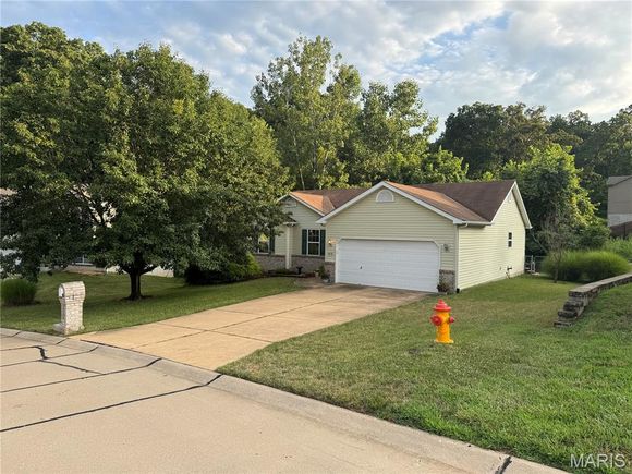 915 Foster Court Pevely, MO House Coming Soon - Photo 1 of 1. Opens carousel modal