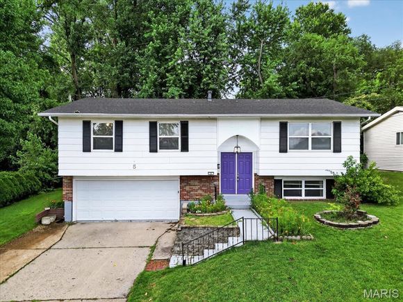 5 Gray Brooke Lane Florissant, MO House Active - Photo 1 of 56. Opens carousel modal