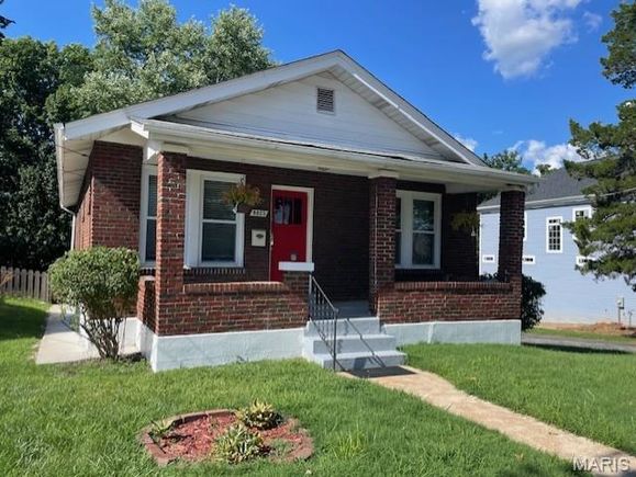 8823 Powell Avenue Brentwood, MO House Active - Photo 1 of 21. Opens carousel modal