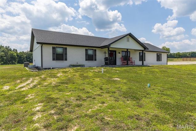 2566 Watson Road Farmington, MO House Active - Photo 1 of 71. Opens carousel modal