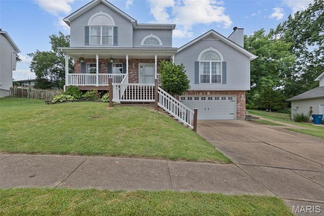 2371 Riverbluff Drive