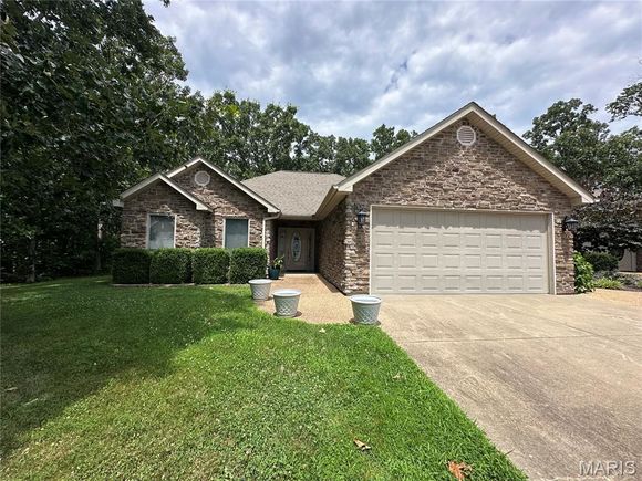 407 Ahr Strom Drive