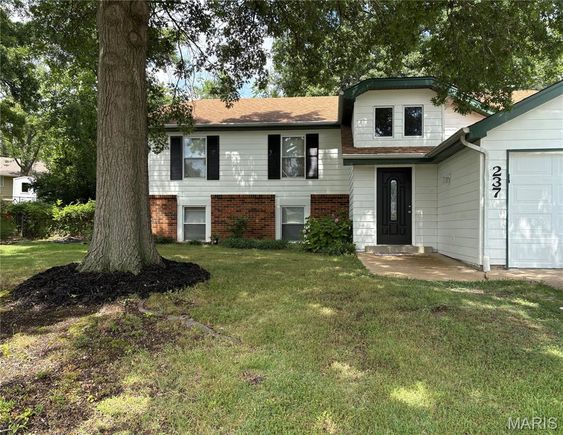 237 Valleyoak Court