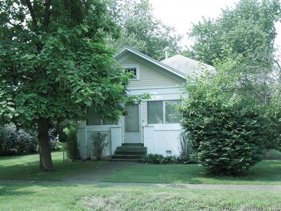 201 S Walnut S Ohlman, IL House Sold - Photo 1 of 12. Opens carousel modal