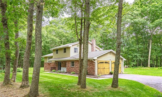 41 Tara Drive Pocono Twp, PA House Sold - Photo 1 of 37. Opens carousel modal