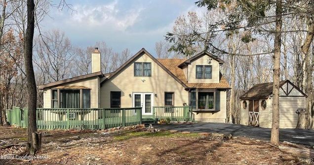 217 Tree Top Terrace Chestnuthill Twp, PA House Sold - Photo 1 of 25. Opens carousel modal