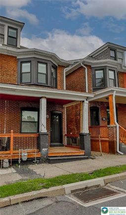 322 Saint John Street Easton, PA Townhouse Sold - Photo 1 of 44. Opens carousel modal