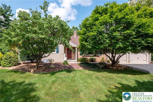 3655 Hickory Hill Road Bethlehem City, PA House Active - Photo 1 of 37. Opens carousel modal