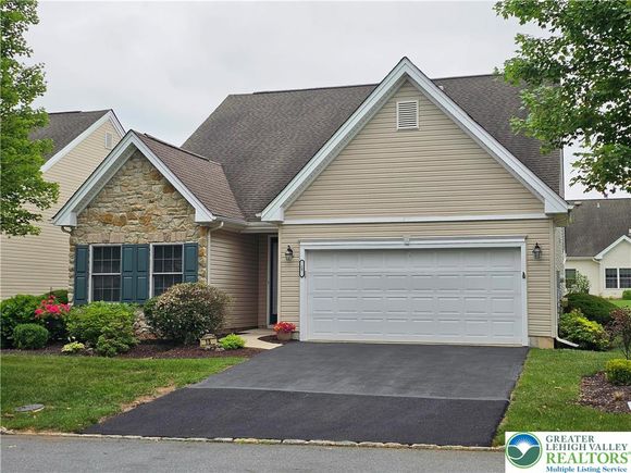 15 Devonshire Drive