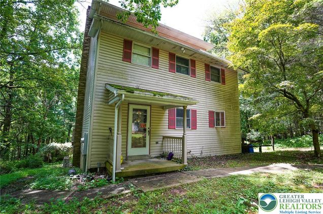590 Pinewood Road