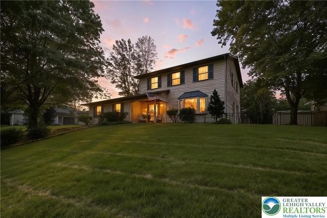 3525 Skyline Drive