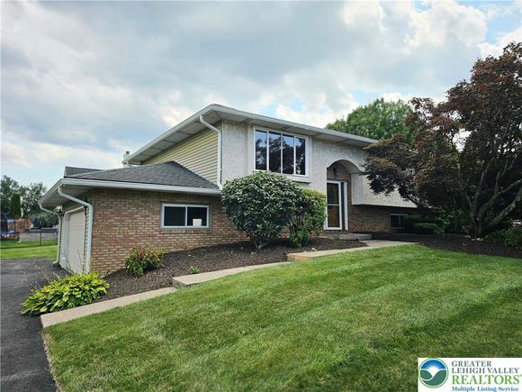 1304 Barry Drive
