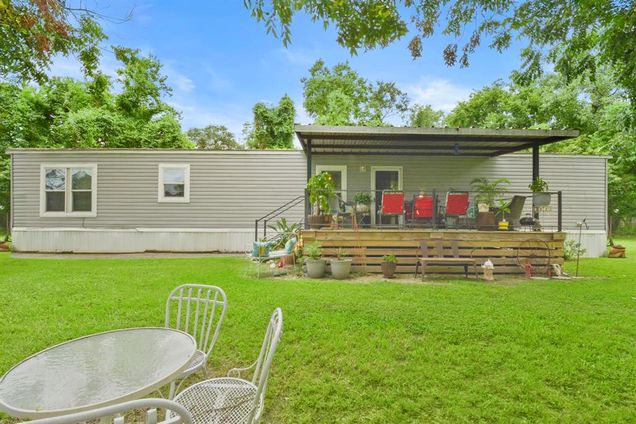 106 N 3rd Street Highlands, TX House Active - Photo 1 of 24. Opens carousel modal