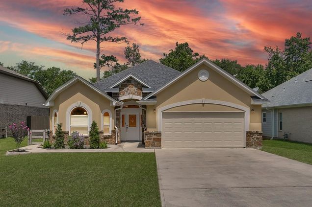 2371 La Salle Woods Conroe, TX House Active - Photo 1 of 43. Opens carousel modal