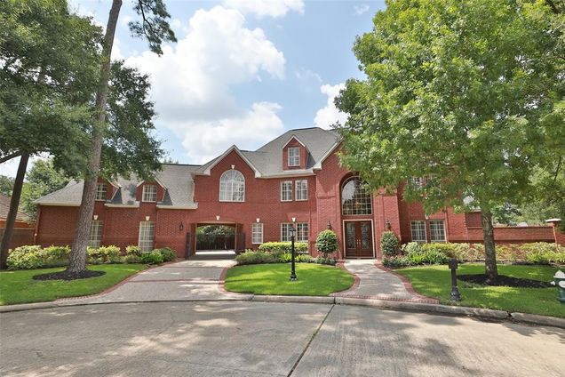 6 Champions Bend Circle Houston, TX House Sold - Photo 1 of 1. Opens carousel modal